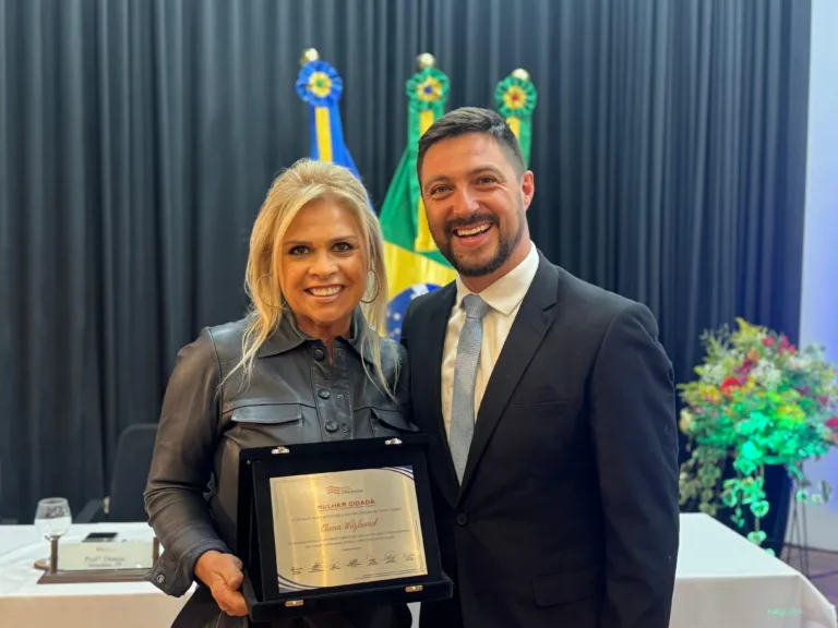 Dedicação e empatia: Eliana Wazlawick recebe homenagem da Câmara de Gramado